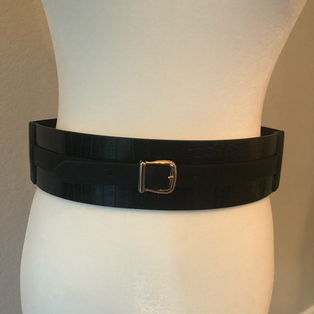 White House Black Market Leather Snap Blet